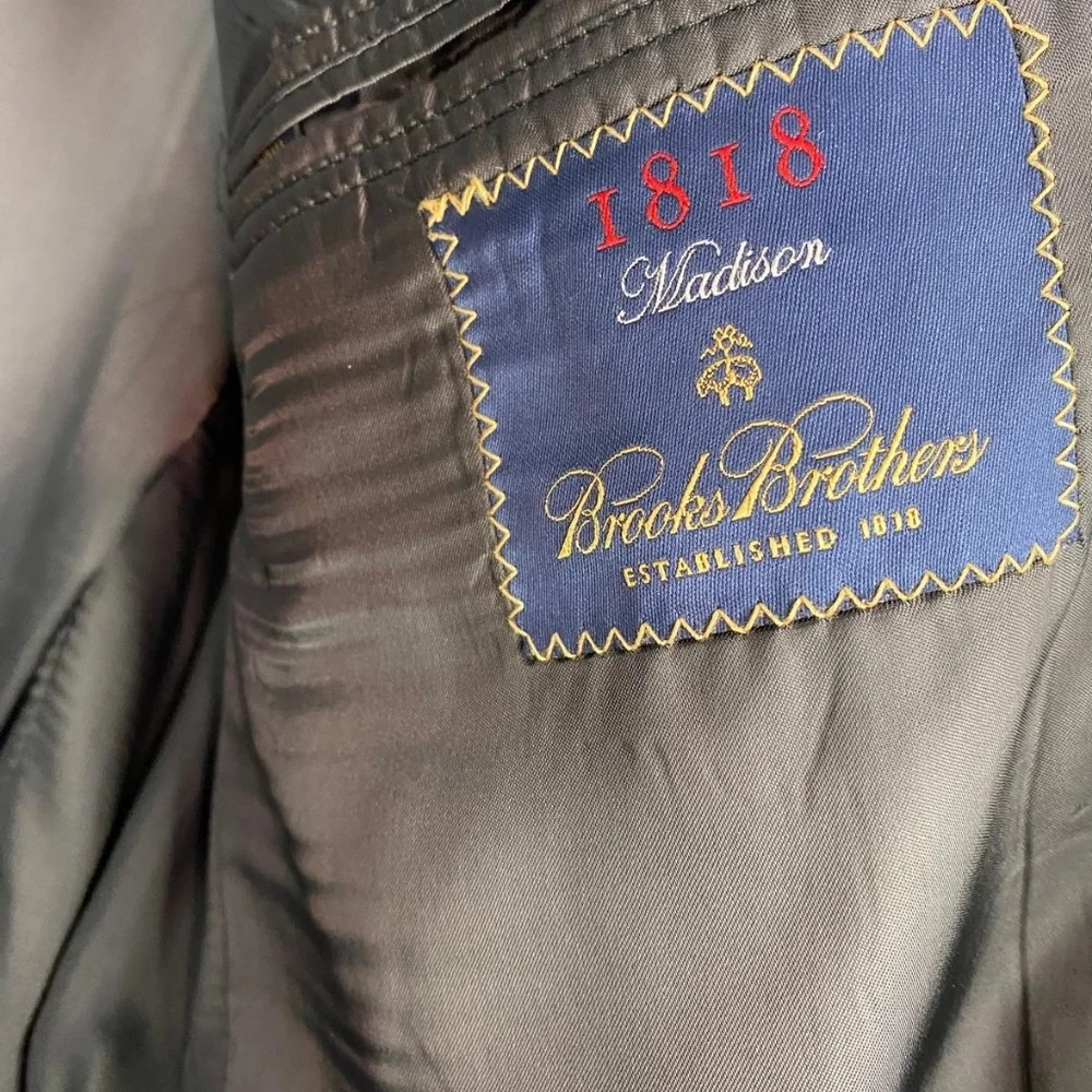 Brooks Brothers excellent please
